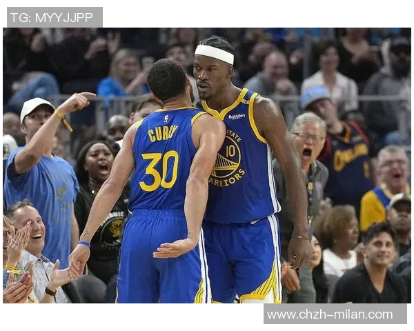 波杰与库里携手迎来第三年默契加深与巴特勒的配合日益成熟