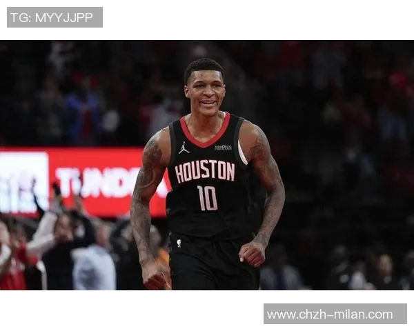 小贾巴里专注身体训练坚信团队合作与成长的重要性